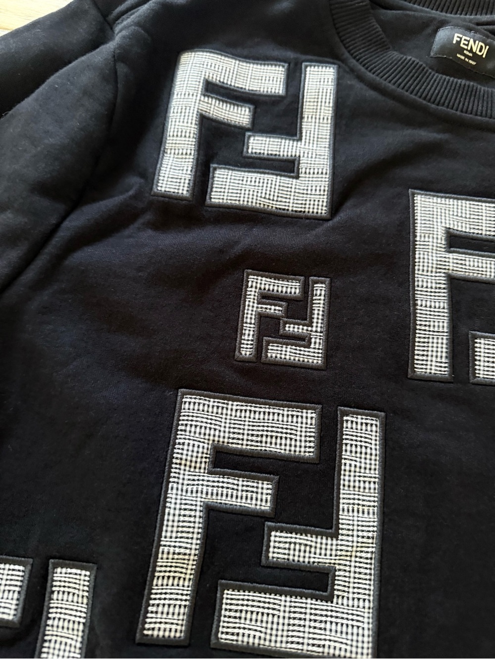 Fendi Black Crewneck with Silver FF Patch Motif - Picture 2 of 6